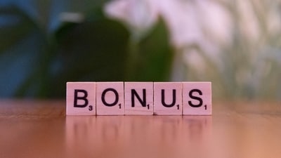 The employee shared on Reddit that the retention bonus feels like a trap. (Representational image). (Unsplash) The employee shared on Reddit that the retention bonus feels like a trap. (Representational image). (Unsplash)