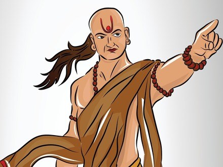 ఈ 3 రకాల స్నేహితులకు వెంటనే దూరం ఉండండి! లేదంటే జీవితంలో తీరని నష్టాలు తప్పవు