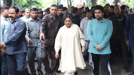 BSP chief Mayawati with late MLA Uma Shankar Singh’s son Prince Yukesh Singh in Ballia on Thursday. (Sourced)