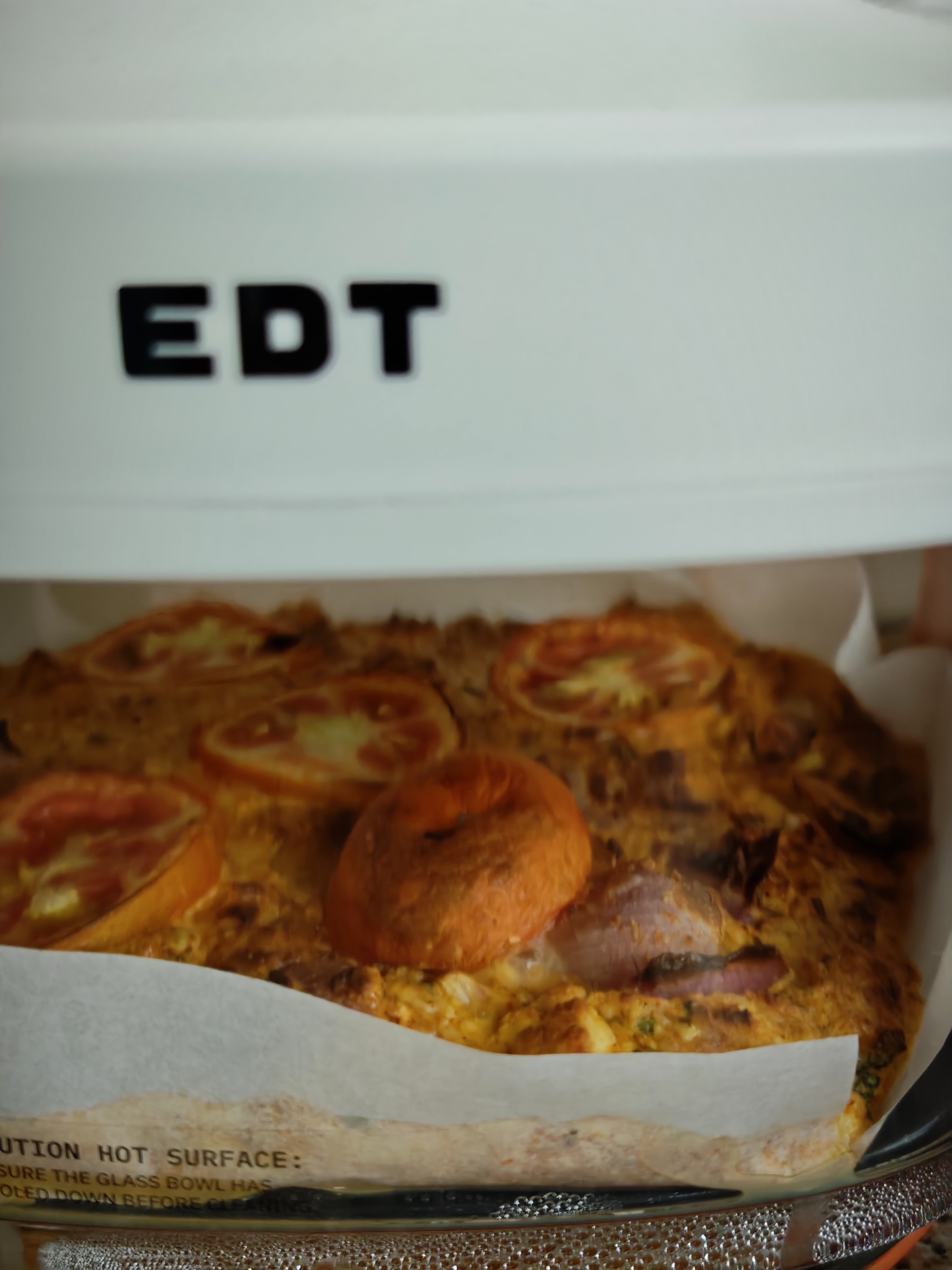 EDT Luma Origin air fryer allows for a complete view of the food being cooked. (Shaurya Sharma - HT) EDT Luma Origin air fryer allows for a complete view of the food being cooked. (Shaurya Sharma - HT)
