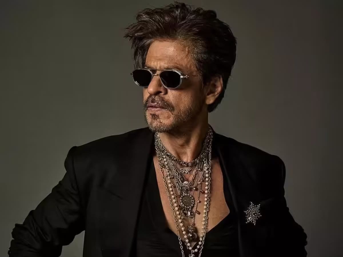 Shah Rukh Khan's brand valuation has been estimated at ₹1700 crore. Shah Rukh Khan's brand valuation has been estimated at ₹1700 crore.