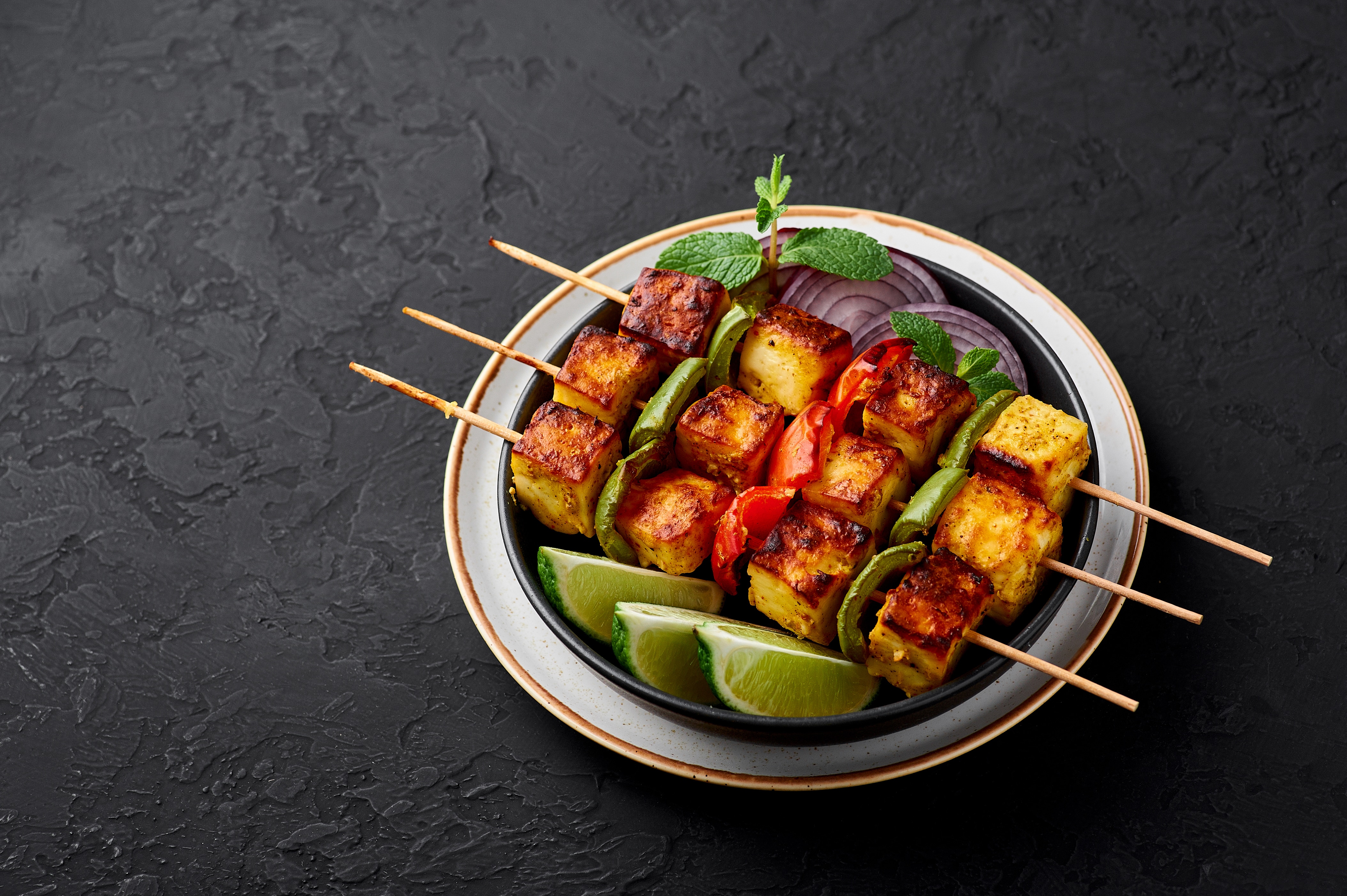 Smaller restaurants and unorganised food businesses often opt for analogue paneer because it is cheaper than traditional paneer (Photos: shutterstock (for representational purpose only)) Smaller restaurants and unorganised food businesses often opt for analogue paneer because it is cheaper than traditional paneer (Photos: shutterstock (for representational purpose only))