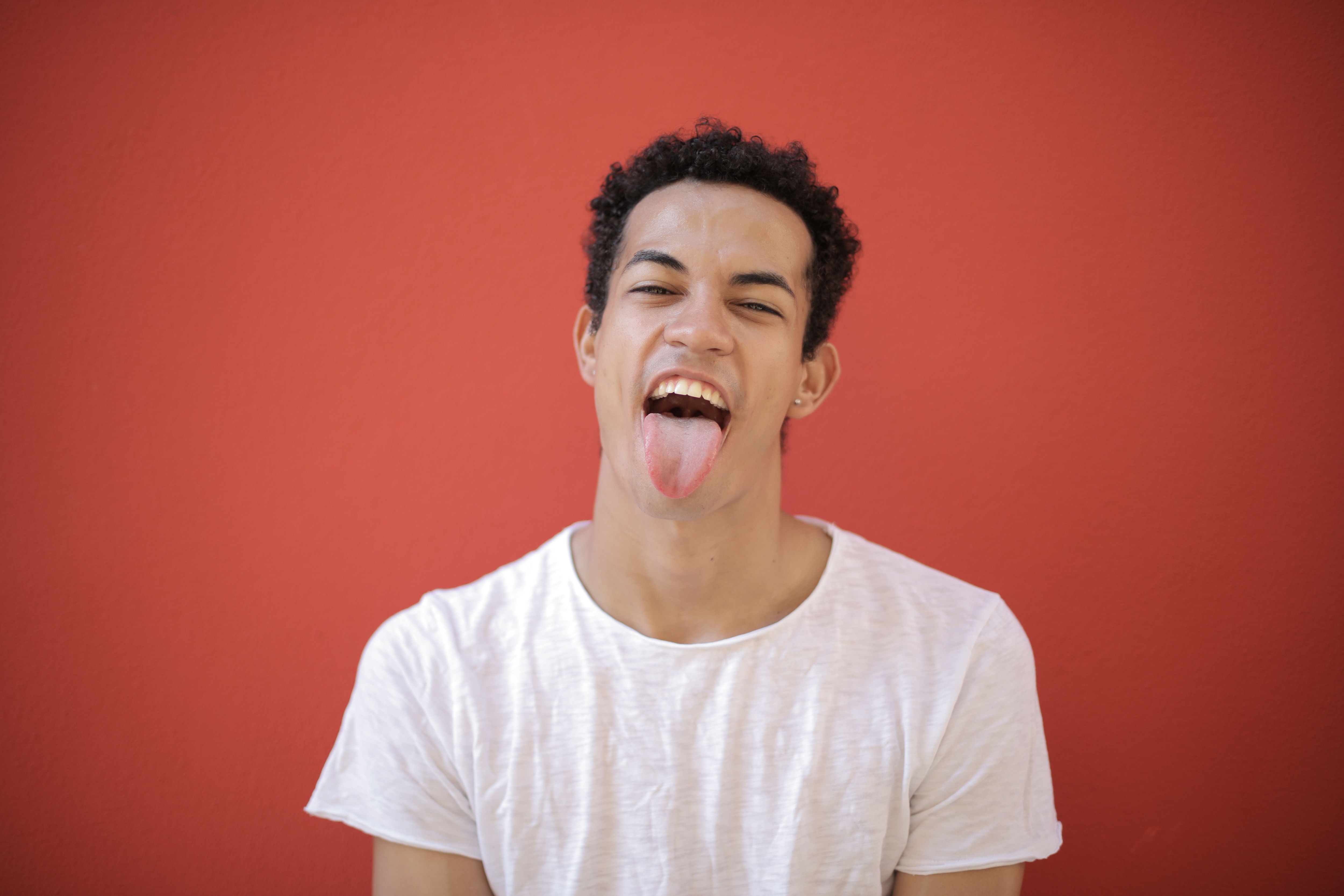A persistent white coating on the tongue is not always harmless. (Pexel) A persistent white coating on the tongue is not always harmless. (Pexel)