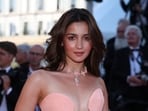 Alia Bhatt says she gets energised by looking at her daughter. 