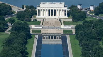 Water begins to refill the Lincoln Memorial Reflecting Pool, Friday, Aug. 7, 2026, in Washington. (AP Photo/Allison Robbert) Water begins to refill the Lincoln Memorial Reflecting Pool, Friday, Aug. 7, 2026, in Washington. (AP Photo/Allison Robbert)