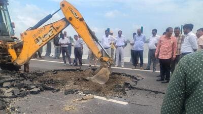 The fresh damage forced authorities to begin reconstruction of another 200-metre stretch of the expressway. (HT Photo) The fresh damage forced authorities to begin reconstruction of another 200-metre stretch of the expressway. (HT Photo)