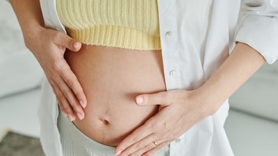 Pregnancy causes stretch marks and loose skin. (Picture credit: Pexel) Pregnancy causes stretch marks and loose skin. (Picture credit: Pexel)