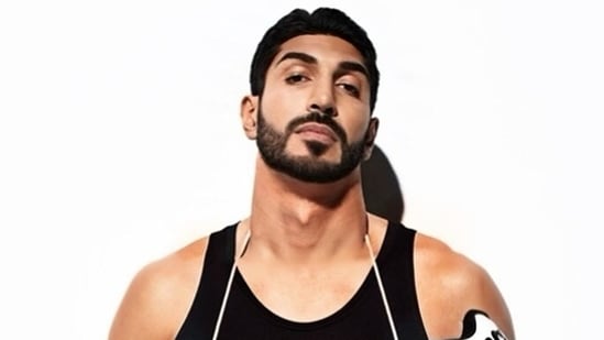Enes Kanter Freedom announced on Friday that he intends to enter the 2027 WNBA Draft.
