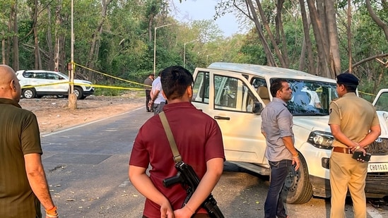 During the investigation, cops also came across CCTV footage in which Sunita and her son were captured taking the deceased’s body to the terrace. (Representative Image (File Photo/PTI))