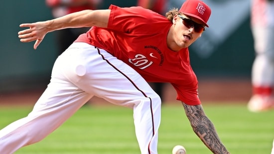 Reds vs Nationals delayed: When will the game start? Weather updates. (AP Photo/John McDonnell)