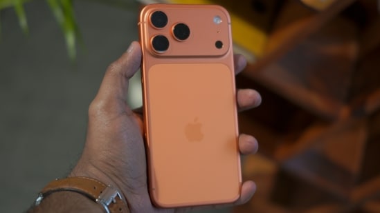 One of the lowest effective prices for the iPhone 17 Pro is now on Flipkart.(Shaurya Sharma/ HT Photo)