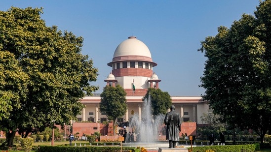 SC, ST రిజర్వేషన్లలో 'క్రీమీలేయర్' కుదరదు: సుప్రీంకోర్టుకు నివేదించిన కేంద్రం