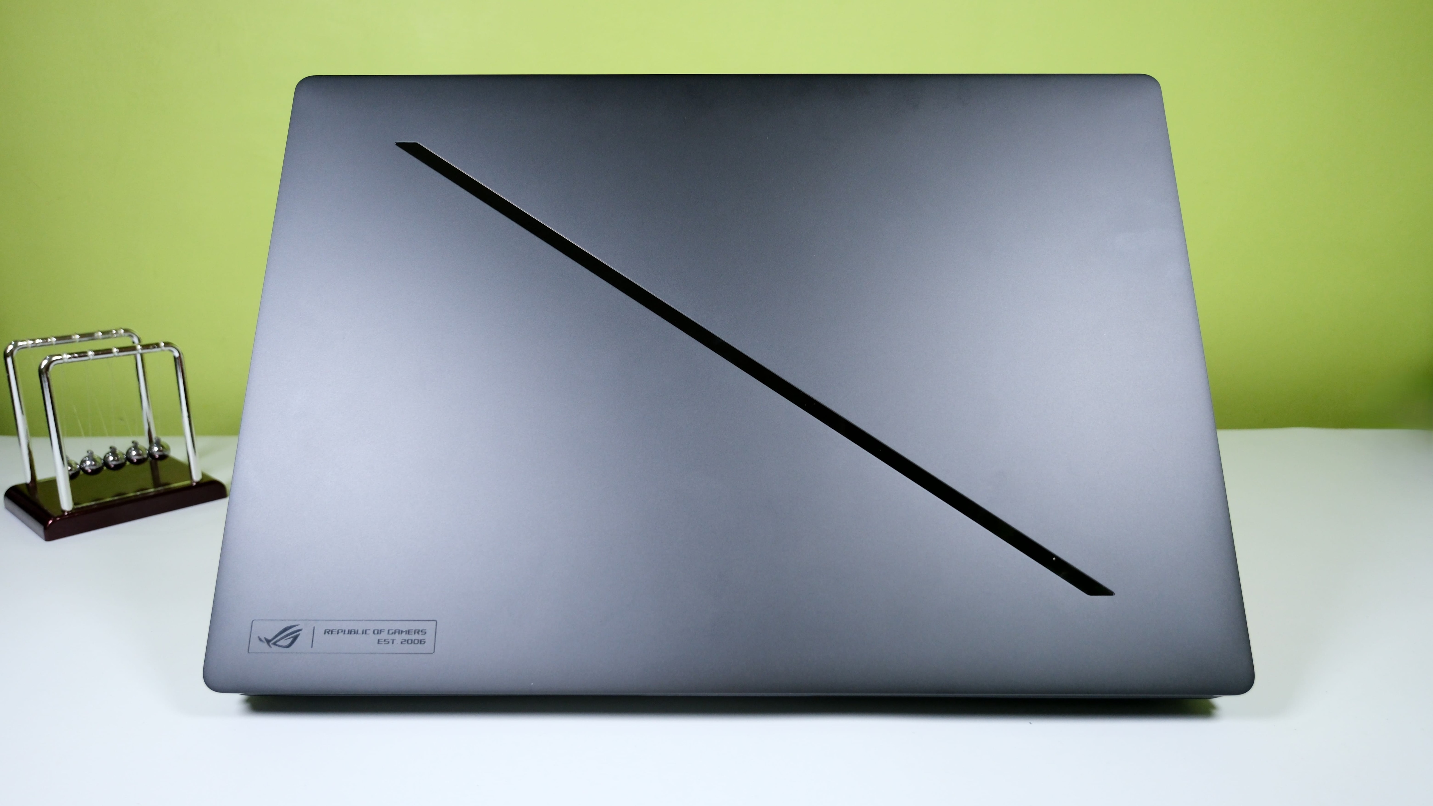 Asus ROG Zephyrus G16 (2026) review (Amit Rahi - HT) Asus ROG Zephyrus G16 (2026) review (Amit Rahi - HT)