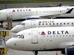 A Delta Air Lines flight to Orlando had to go back to Atlanta on Saturday following reports of fumes in the flight deck.