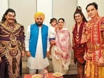 Punjab chief minister Bhagwant Mann and his wife Dr Gurpreet Kaur with actors Ashutosh Rana, Tarun Khanna and Karan Sharma, who play Ravana, Lord Shiva and Lord Surya, respectively. (HT)