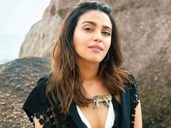 হাসপাতালে ভর্তি স্বরা