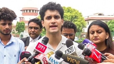 সিজেপি মুখপাত্র সৌরভ দাস সামাজিক মাধ্যমে বিচারপতির মন্তব্যের তীব্র সমালোচনা করেন। (ANI Video Grab) সিজেপি মুখপাত্র সৌরভ দাস সামাজিক মাধ্যমে বিচারপতির মন্তব্যের তীব্র সমালোচনা করেন। (ANI Video Grab)