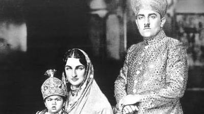 Shaukat Ali persuaded Abdulmejid to bestow it upon the eldest male child born of the union of Azam Jah and Durrushehvar, that is to say, his grandson (Wikipedia) Shaukat Ali persuaded Abdulmejid to bestow it upon the eldest male child born of the union of Azam Jah and Durrushehvar, that is to say, his grandson (Wikipedia)