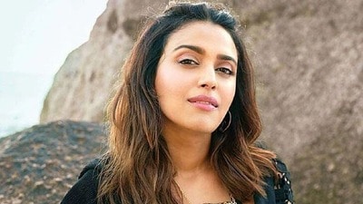 হাসপাতালে ভর্তি স্বরা হাসপাতালে ভর্তি স্বরা