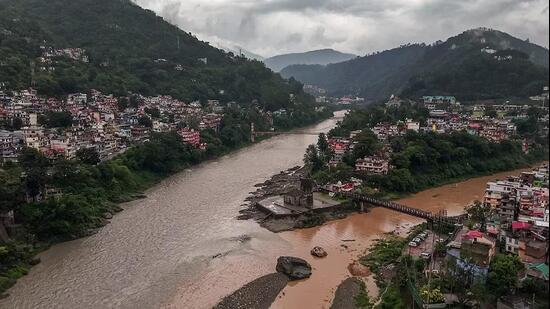 Due to weather and route conditions over the past few days, the yatra has had to be temporarily suspended. (HT Photo for representation)
