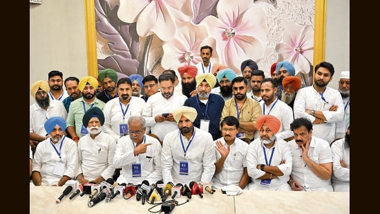 Supporters of ex-CM walk out after being stopped from raising slogans; Baghel says discipline non-negotiable. (HT PHOT)