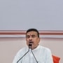 মোদীর সঙ্গে বৈঠকের পরের দিনই আবু তাহের ও খলিলুর রহমানের নবান্নে পৌঁছে যাওয়া নতুন প্রশ্ন তৈরি করেছে।