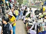 Mumbai, India - Feb. 6, 2025: Hawkers at Colaba Causway, in Mumbai, India, on Thursday, February 6, 2025. (Photo by Anshuman Poyrekar/ Hindustan Times) (Hindustan Times) Mumbai, India - Feb. 6, 2025: Hawkers at Colaba Causway, in Mumbai, India, on Thursday, February 6, 2025. (Photo by Anshuman Poyrekar/ Hindustan Times) (Hindustan Times)