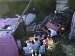అనంతపురంలో రోడ్డు ప్రమాదం