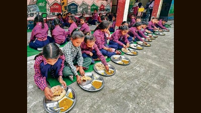 Mid-day meal served to students at a government school in Ludhiana. (HT File) Mid-day meal served to students at a government school in Ludhiana. (HT File)