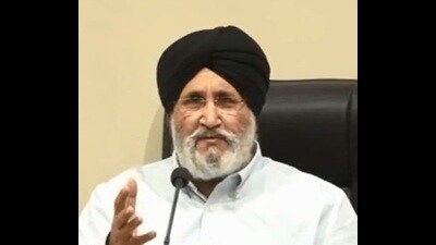 Shiromani Akali Dal leader Daljit Singh Cheema has demanded a white paper on Punjab’s employment and recruitment situation. (HT)
