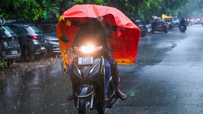 The intense spell over the past week led to several instances of waterlogging, traffic snarls, uprooted trees and rain-related incidents across Delhi-NCR. (HT Photo/Sunil Ghosh) The intense spell over the past week led to several instances of waterlogging, traffic snarls, uprooted trees and rain-related incidents across Delhi-NCR. (HT Photo/Sunil Ghosh)