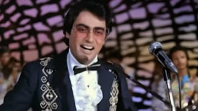 Aamir Khan's cousin Tariq Khan left Bollywood after not getting substantial work. Aamir Khan's cousin Tariq Khan left Bollywood after not getting substantial work.