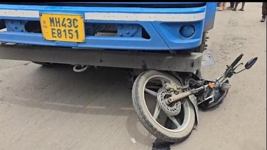 27-year-old biker killed after gas truck rams 2-wheeler in Vasai