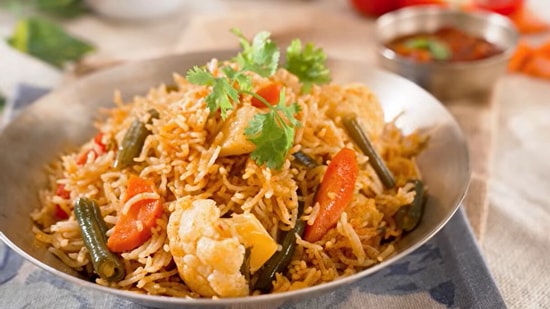The Andhra-style veg pulao recipe takes approximately 30 minutes to make.