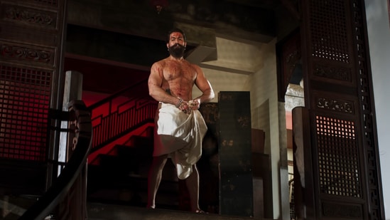 Toxic trailer features Yash in his bloodiest avatar yet.