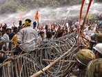 Jharkhand police use water cannons, lathicharge students amid barricade breach