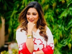 অভিনেত্রীর ভবিষ্যৎ নিয়ে আর কী বললেন জ্যোতিষী?