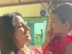 মানালিকে দেখেই ‘সুন্দরী’ বলে উঠল কৃষভি