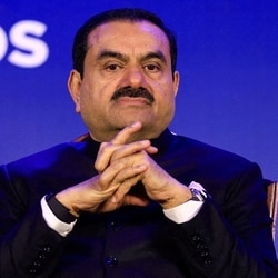 US judge has dismissed criminal charges against Indian billionaire Gautam Adani.