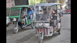 Four-seater e-rickshaws get the nod in Pune, Pimpri-Chinchwad