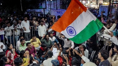 Students and aspirants stage a protest against the Jharkhand Government regarding the irregularities of exams and paper leak of JPSC in Ranchi. (PTI) Students and aspirants stage a protest against the Jharkhand Government regarding the irregularities of exams and paper leak of JPSC in Ranchi. (PTI)