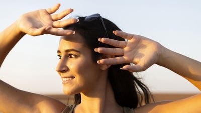 The Ultimate Guide to De-Tanning From Face to Toe The Ultimate Guide to De-Tanning From Face to Toe