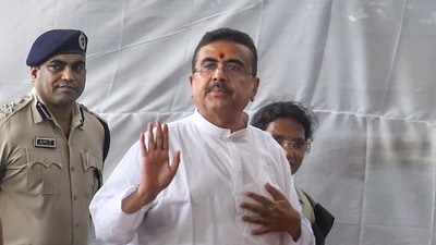 হালিশহরে মৃত তৃণমূল কর্মীর বাড়িতে মুখ্যমন্ত্রী (PTI) হালিশহরে মৃত তৃণমূল কর্মীর বাড়িতে মুখ্যমন্ত্রী (PTI)