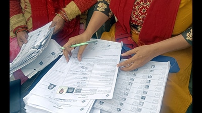 Whereas the lowest number of uncollectable forms are in the three assembly constituencies of Ambegaon (38301), Indapur (38868), and Khed Alandi (41374). (REPRESENTATIVE PHOTO)