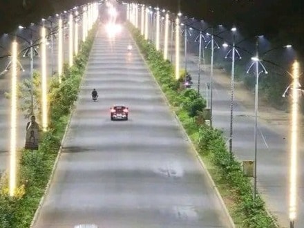 సీడ్ యాక్సెస్ రోడ్డు