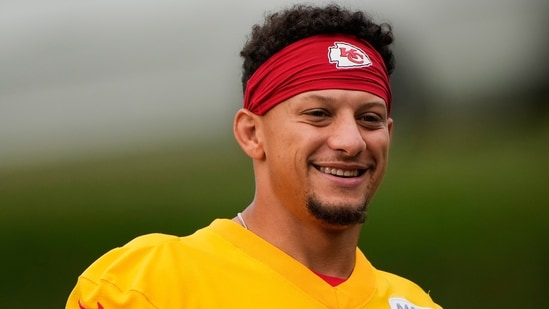 Patrick Mahomes provided a positive update on his rehabilitation.