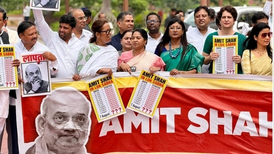 Opposition leaders stage protest outside Parliament. Opposition leaders stage protest outside Parliament.