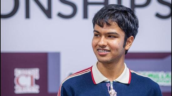 Shreyas Royal, 17, won the British Chess Championship. (X/@ecfchess)