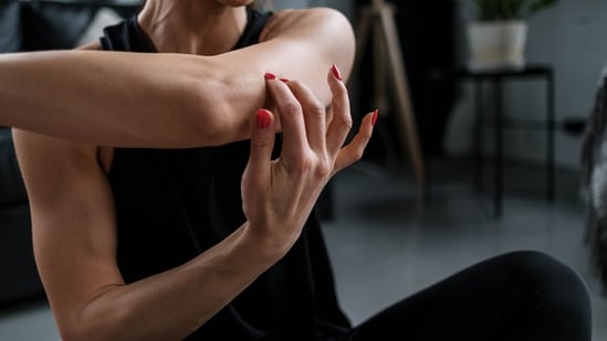 Signs you should stop brushing off every workout pain as a gym injury.