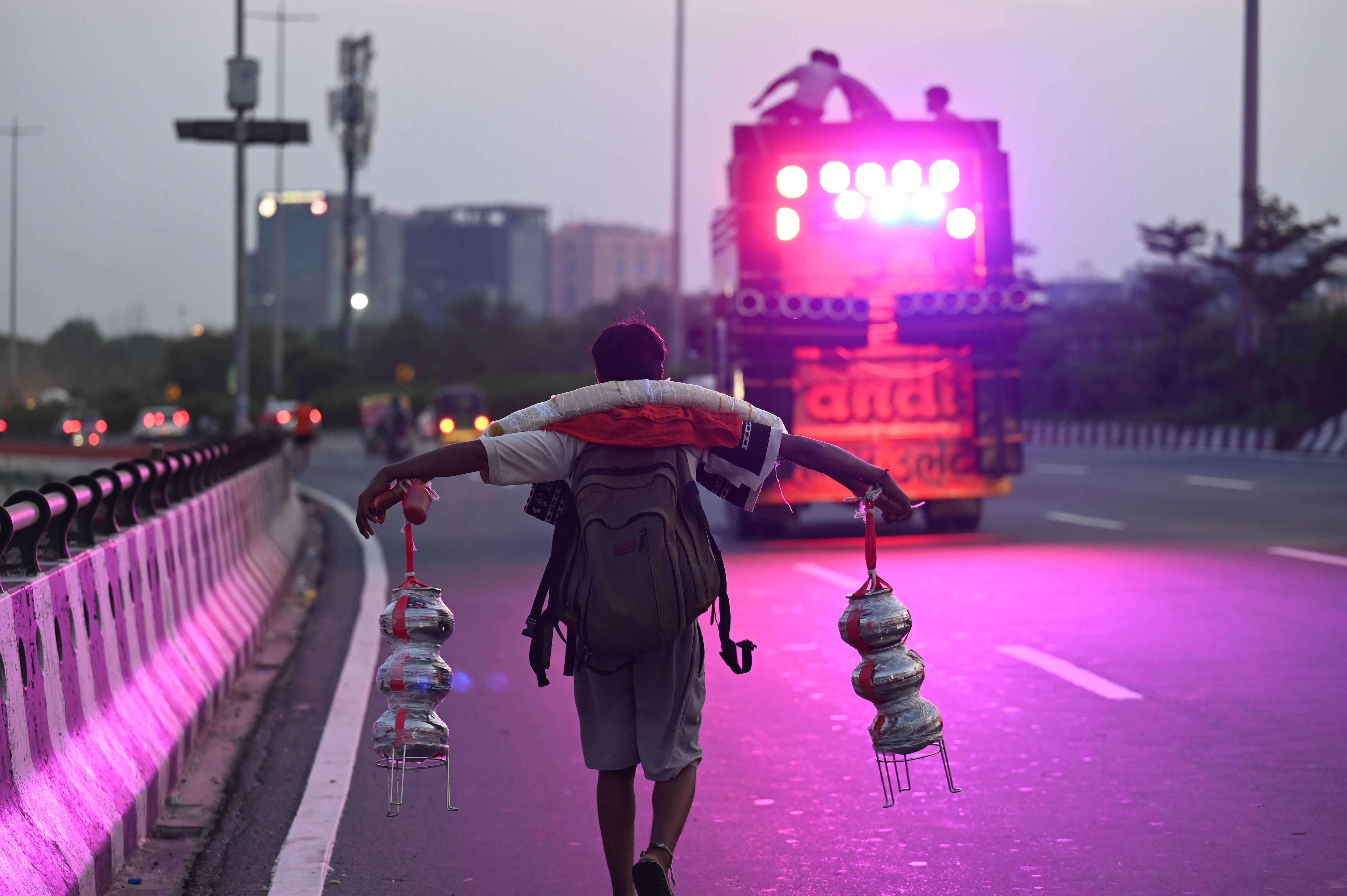 Residents raised concerns of expecting conditions to get worse as Mahashivratri collides with a regular weekday. (HT Photo/Parveen Kumar) Residents raised concerns of expecting conditions to get worse as Mahashivratri collides with a regular weekday. (HT Photo/Parveen Kumar)
